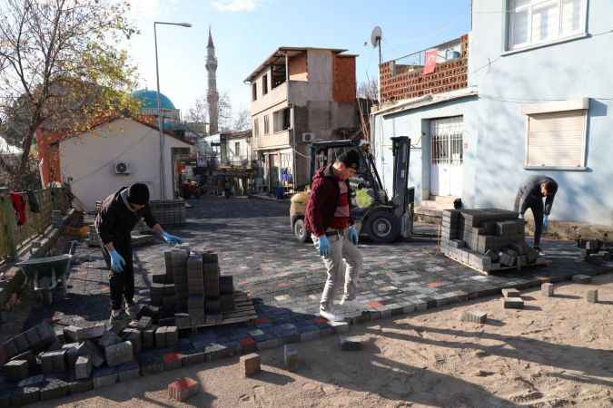 Edremit, Avcılar Mahallesi yeni meydana kavuşuyor