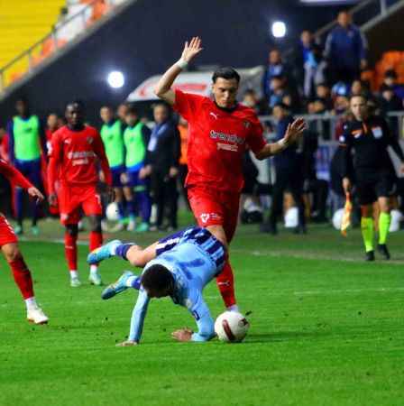 Hatay'a hayat öpücüğü: Y. Adana Demirspor: 0 A. Hatayspor: 1