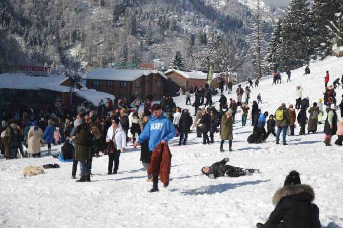 Karadeniz'in muhteşem festivali ziyaretçileri adeta mest etti.. Gelenler geri dönmek bile istemiyor