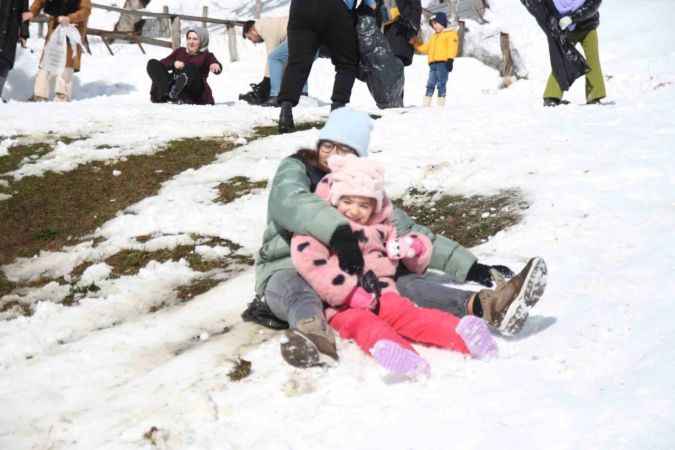 Karadeniz'in muhteşem festivali ziyaretçileri adeta mest etti.. Gelenler geri dönmek bile istemiyor