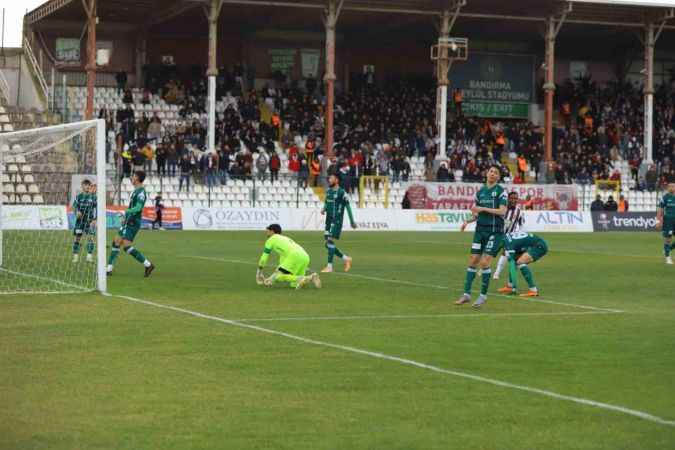 BanBan'dan gol şov! Bandırmaspor: 6 Giresunspor: 0