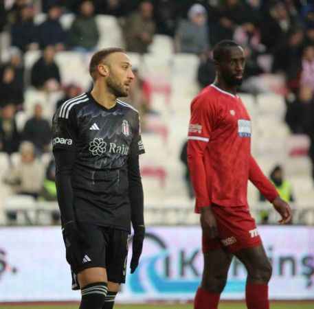 Kartal alarm veriyor: Sivasspor: 1 Beşiktaş: 0