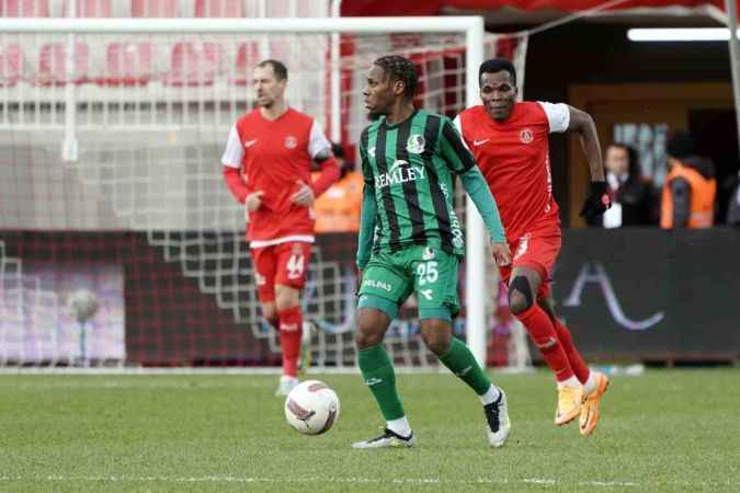 Ümraniyespor: 1 - Sakaryaspor: 1