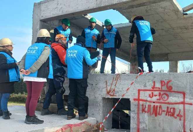 BAÜNDAK, Hafif Arama ve Kurtarma Eğitimini Başarıyla Tamamladı