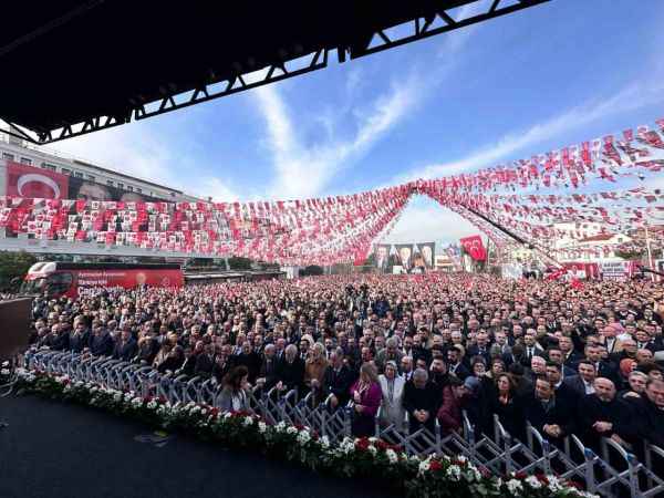 Bahçeli: “Özgür Bey ateşle oynuyor, Özgür’e sahip çıkın”