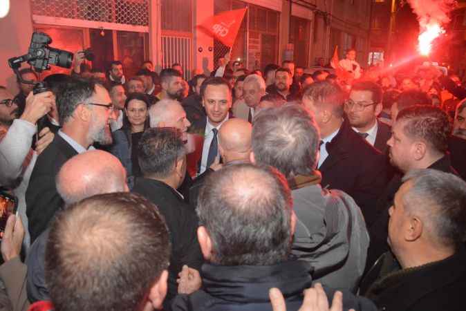 Çamdibi'nde miting gibi buluşma