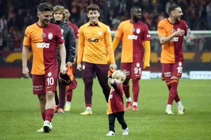 Cimbom hata yapmadı.. Galatasaray: 2 RAMS Başakşehir: 0