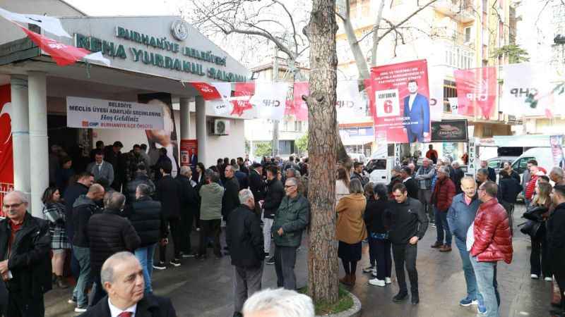 Burhaniye'de meclis üyeliği ön seçimi yapıldı