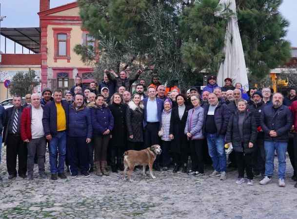 Ayvalık Başkan Ergin’i bağrına basıyor