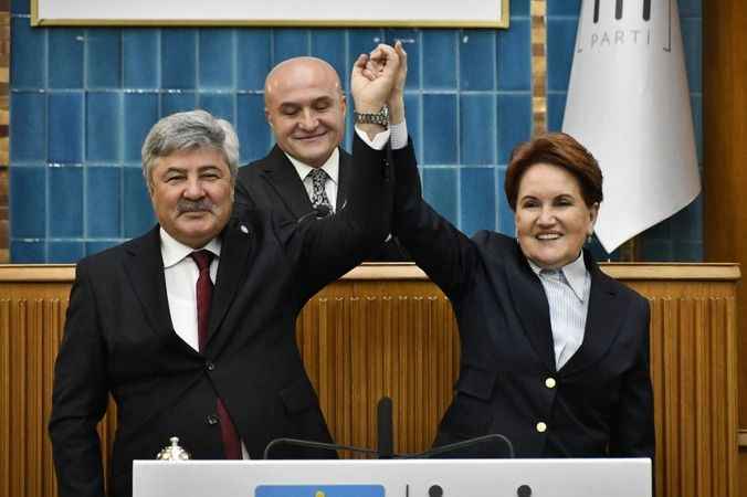 Meral Akşener gözyaşlarına boğuldu..