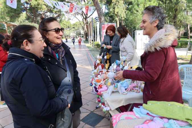 14 Şubat Sevgililer Günü’nde kadın emeği