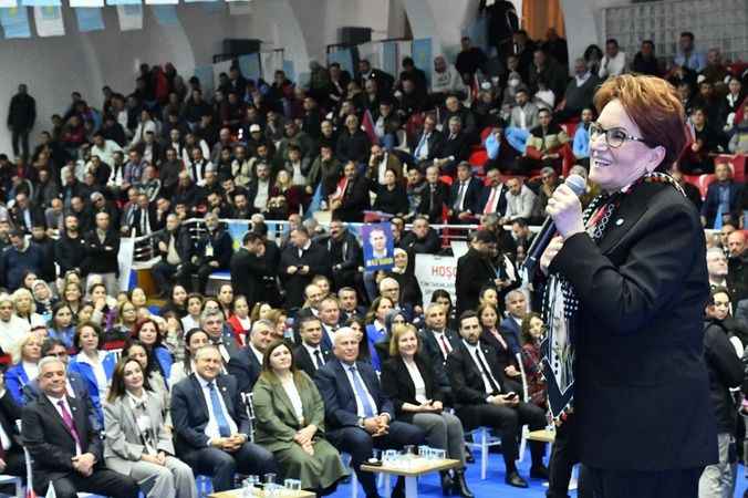 Meral Akşener; 