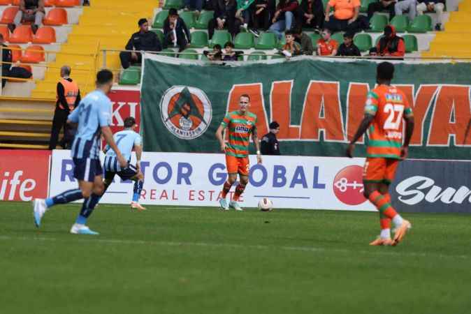 Alanya'da gol düellosu.. Alanyaspor: 3 Adana Demirspor: 3