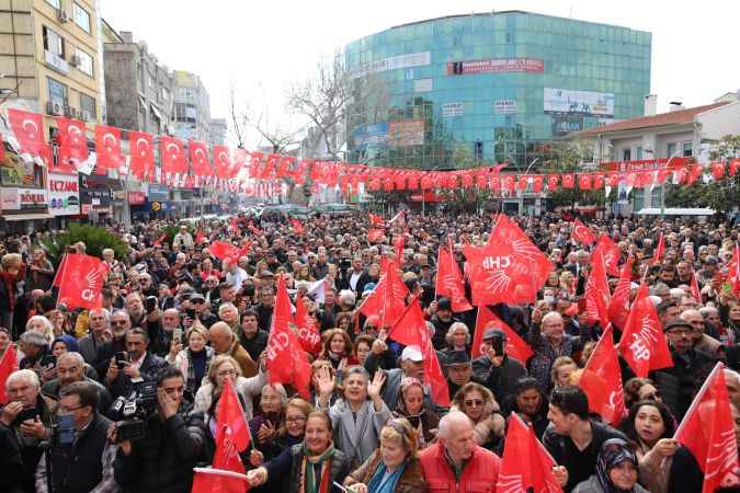 Edremit, Ahmet Akın’ı bağrına bastı