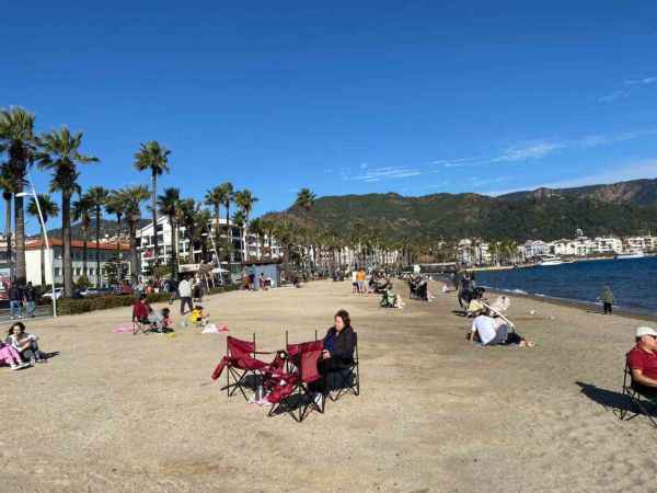 Marmaris’te Şubat ayında deniz keyfi