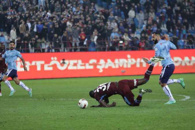 Fırtına hata yapmadı... Trabzonspor: 1 Adana Demirspor: 0