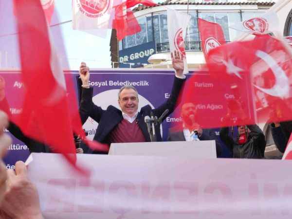 Ayvalık’ta CHP’nin itirazı üzerine Demokrat Parti’den adaylığı düşürülen Gençer, YSK’ya başvurdu