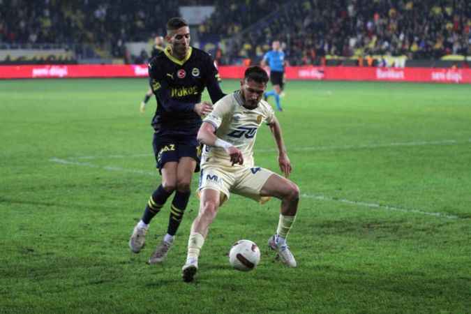 Fener Eryaman'da dağıldı.. MKE Ankaragücü: 3 Fenerbahçe: 0