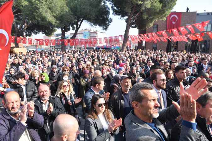 Onlar hayal kurar, Yücel Yılmaz hayalleri gerçekleştirir