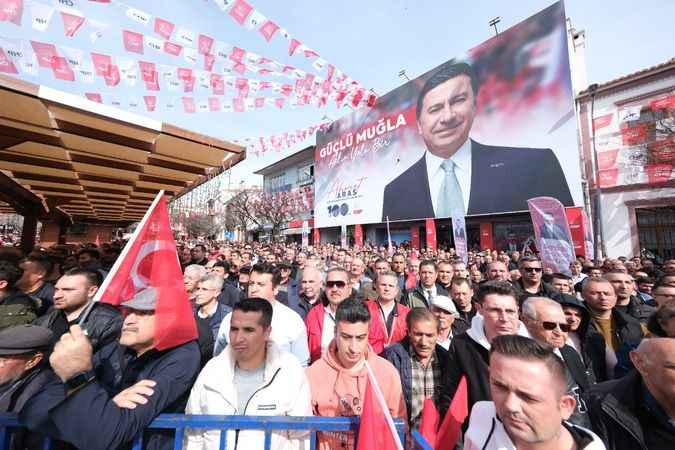 Ahmet Aras; “Herkese eşit, adil hizmeti götürmeye kararlıyız”