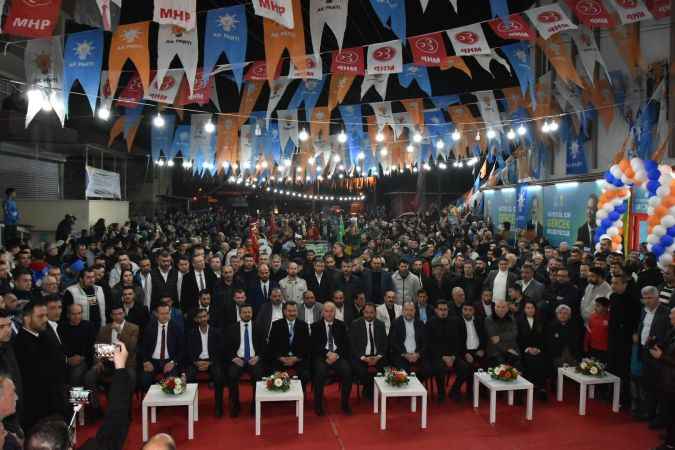 Cumhur İttifakı’ndan Gündoğan’da miting gibi açılış