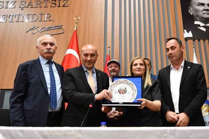 Egeşehir’de toplu sözleşme sevinci