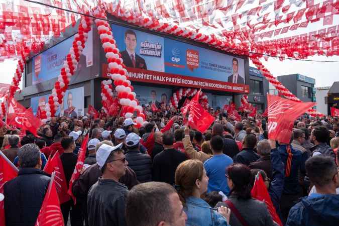 CHP'den Bodrum'da miting gibi seçim bürosu açılışı