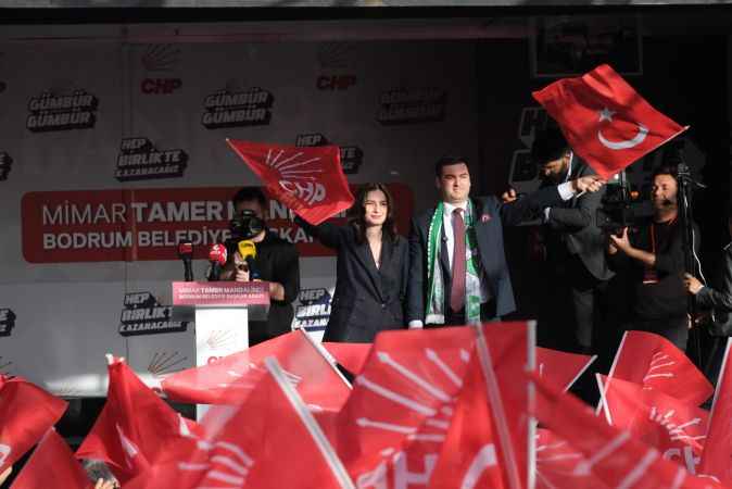 CHP'den Bodrum'da miting gibi seçim bürosu açılışı