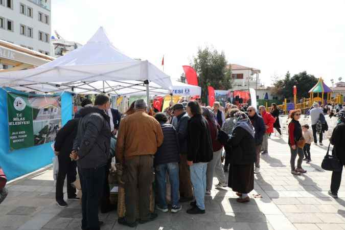 Bodrum'da tohumlar vatandaşlarla buluştu