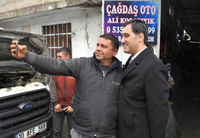 Sanayi Esnafı Muhammed Vurmaz'ın yanında