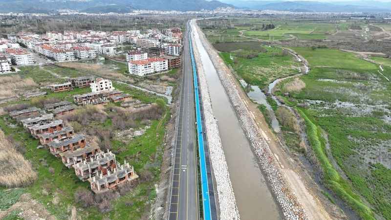 Balıkesir'de Körfez trafiğini rahatlatacak proje dualarla açıldı.. 