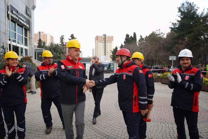 Beylikdüzü Belediyesi'nden deprem tatbikatı