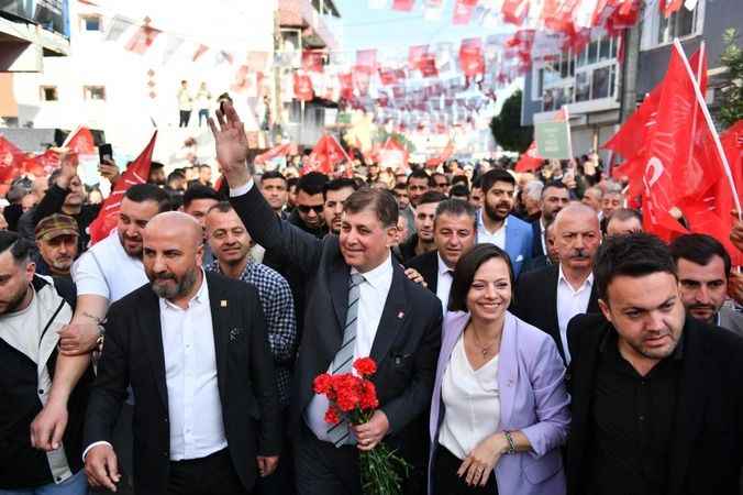 Başkan Tugay'dan, Erdoğan'ın İzmir mitingine gönderme