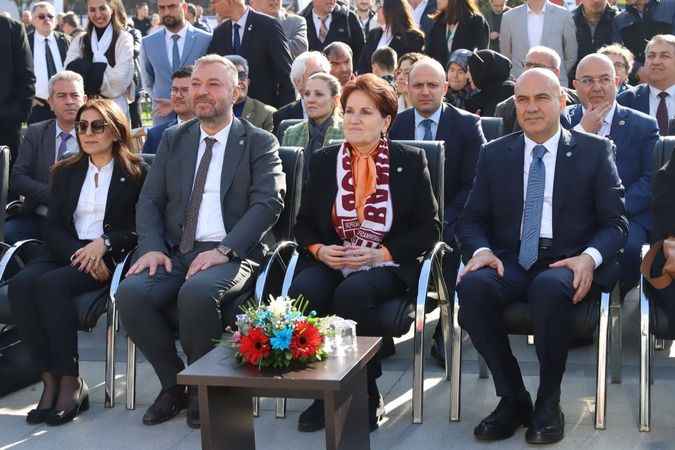 Akşener, Gönen ve Bandırma’da Halkla Buluştu