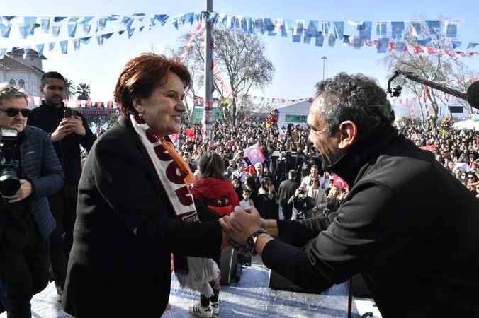 Akşener, Gönen ve Bandırma’da Halkla Buluştu