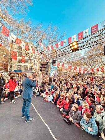 Başkan Burhan Karışık işimiz gücümüz Erdek 