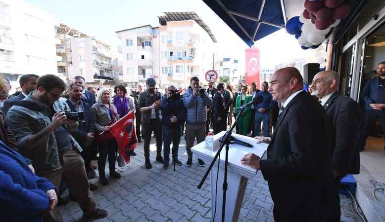 Ramazan boyunca o marketlerde fiyatlar sabitlendi.. Enflasyon yok.. Zam yok.. Yetişen alıyor..!