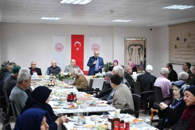 Vali Ustaoğlu'ndan anlamlı ziyaret