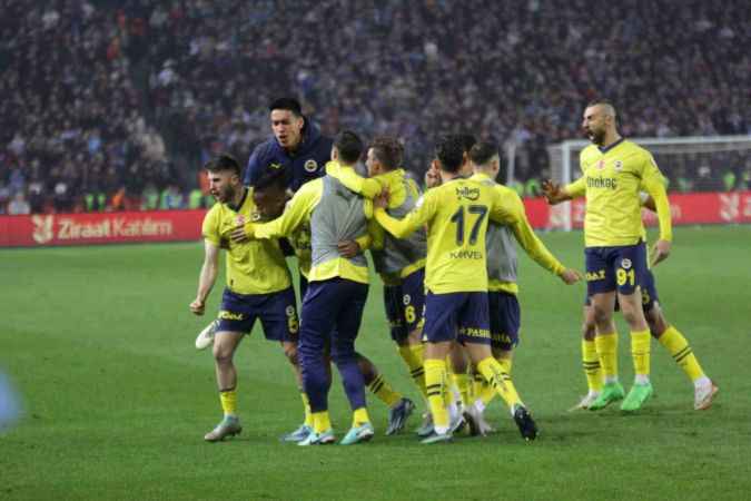 Olaylı maçta kazanan Fenerbahçe.. Trabzonspor: 2 Fenerbahçe: 3