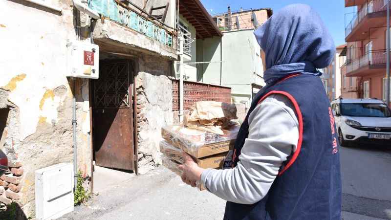 Karesi Belediyesi yürekleri ısıtıyor