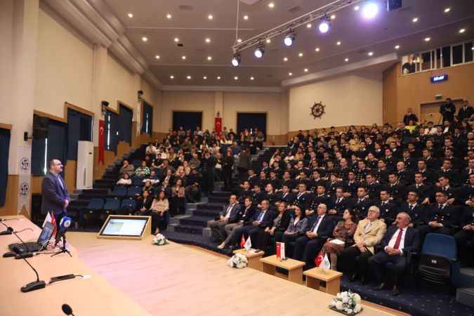 Çanakkale Kahramanları zaferin 109’uncu yılında Dokuz Eylül Üniversitesi'nde anıldı