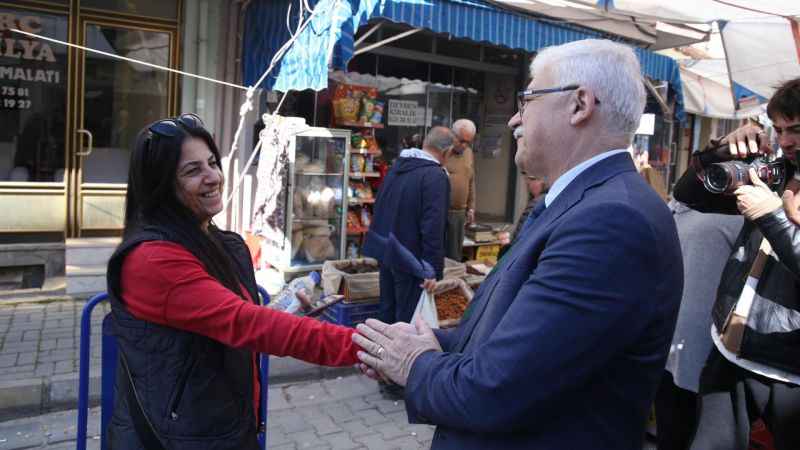 Başkan Ali Kemal Deveciler ve Ekibi, Esnaf ve Vatandaşın Yanında