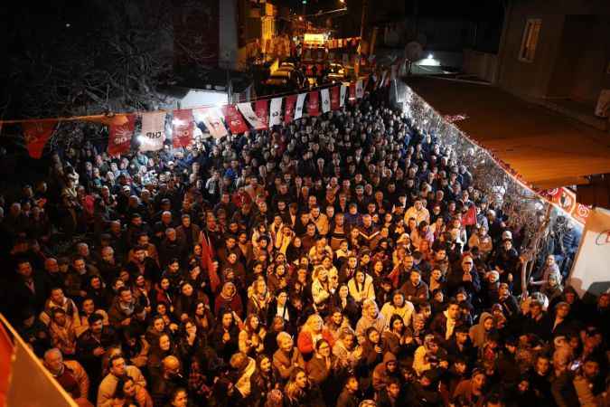 CHP’li Ahmet Akın: ‘Mal beyanını açıklamayan makyajcıya güle güle diyoruz’