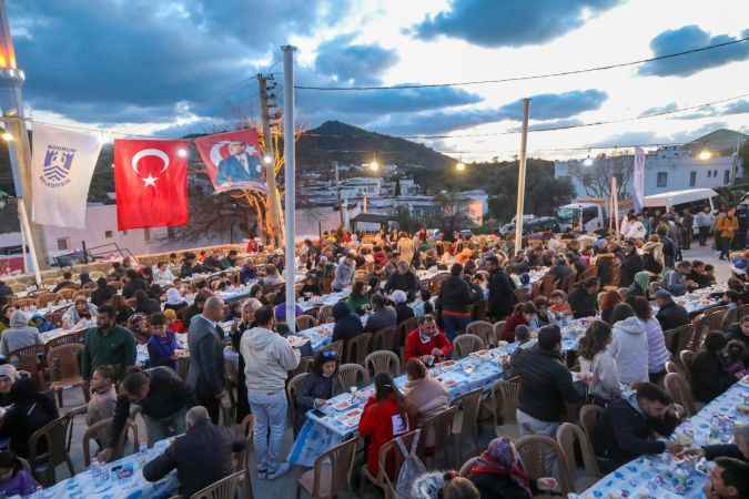 Bodrumlular, Belediyenin iftar programlarında buluşuyor