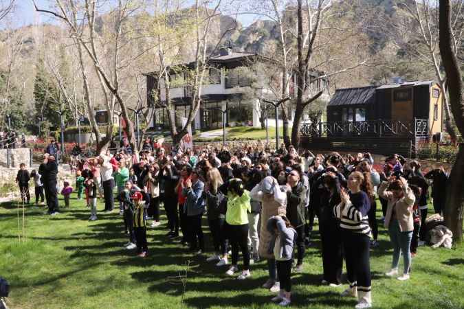 Başkan Atay Efeleri’in minikleriyle doğa yürüyüşünde buluştu