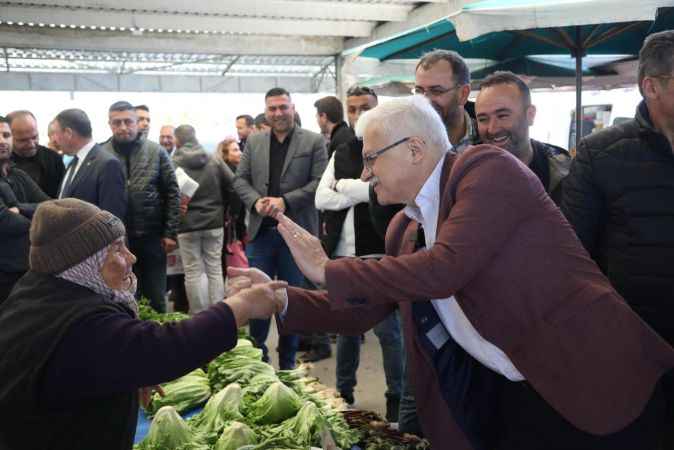 Başkan Ali Kemal Deveciler, Esnaf ve Vatandaşlarla Buluştu