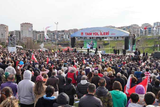 Ekrem İmamoğlu Beylikdüzü'nde halkla buluştu