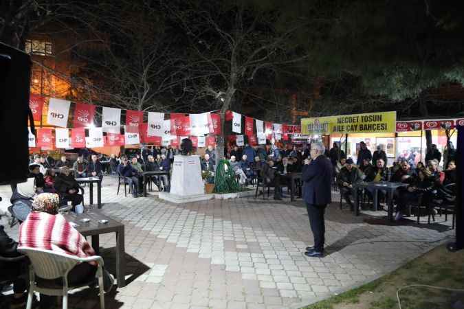 Başkan Deveciler Hacıahmet ve Yunus mahallelerindeki hemşehrileriyle bir araya geldi