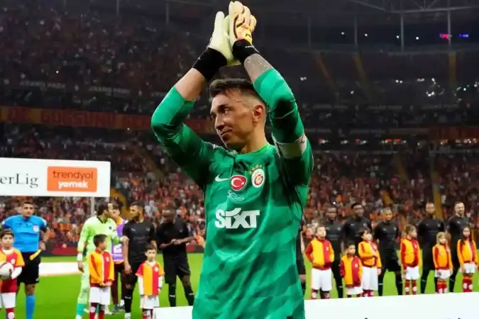 Fernando Muslera, 5. kez ’dalya’ dedi