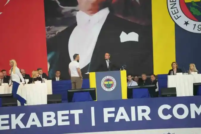 Ali Koç’tan kaptanlara mesaj: “Çıkın o şampiyonluğu bize getirin”